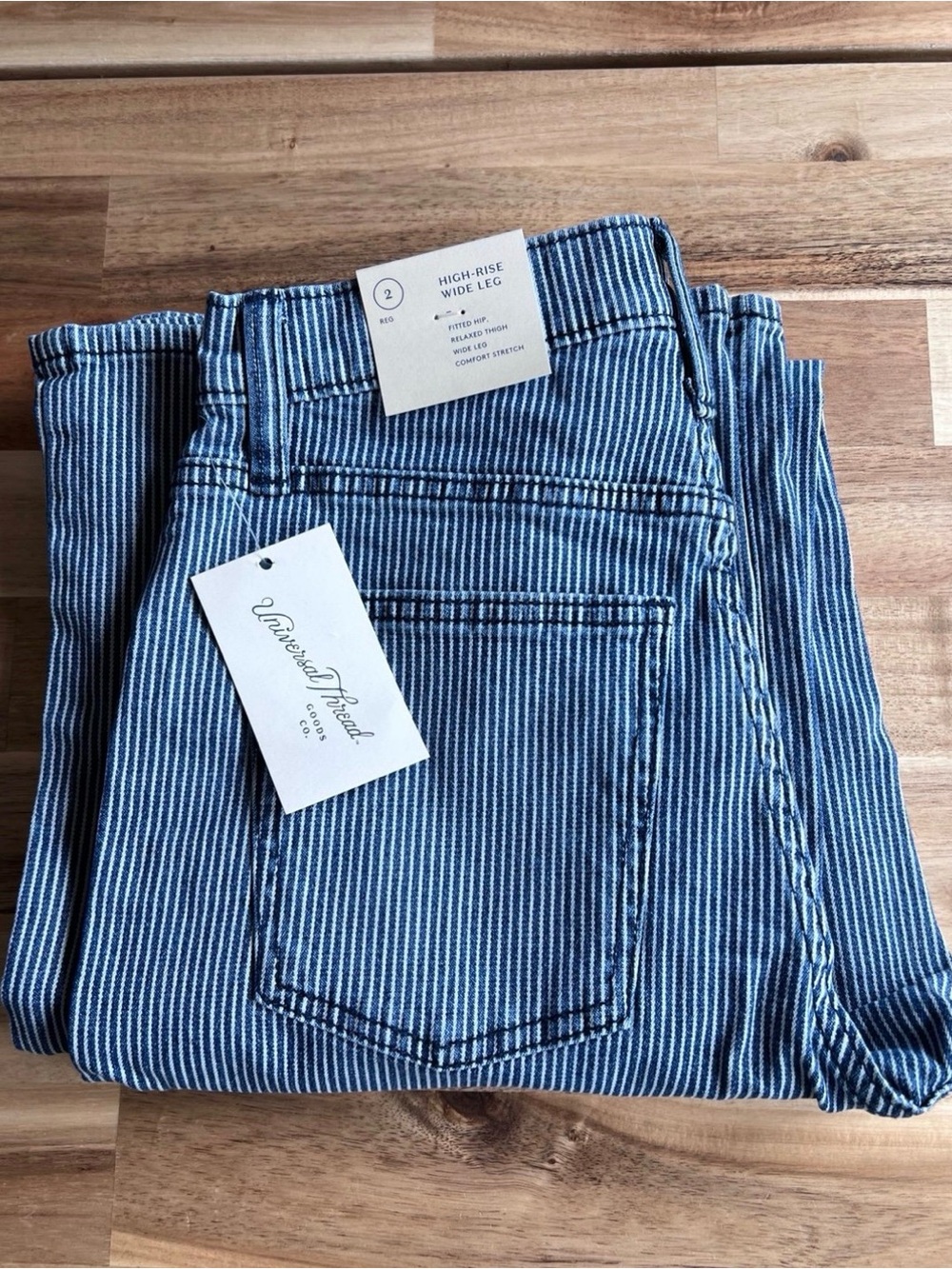 Universal thread high-rise wide leg jeans 2